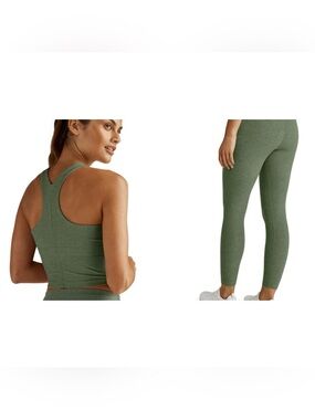 Beyond yoga legging and crop top set
Both XS